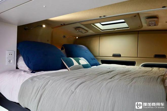 Actros Edition 2马匹运输车了解一下龙8中国唯一入口豪华如A型房车限量版底盘改装奔驰(图7)