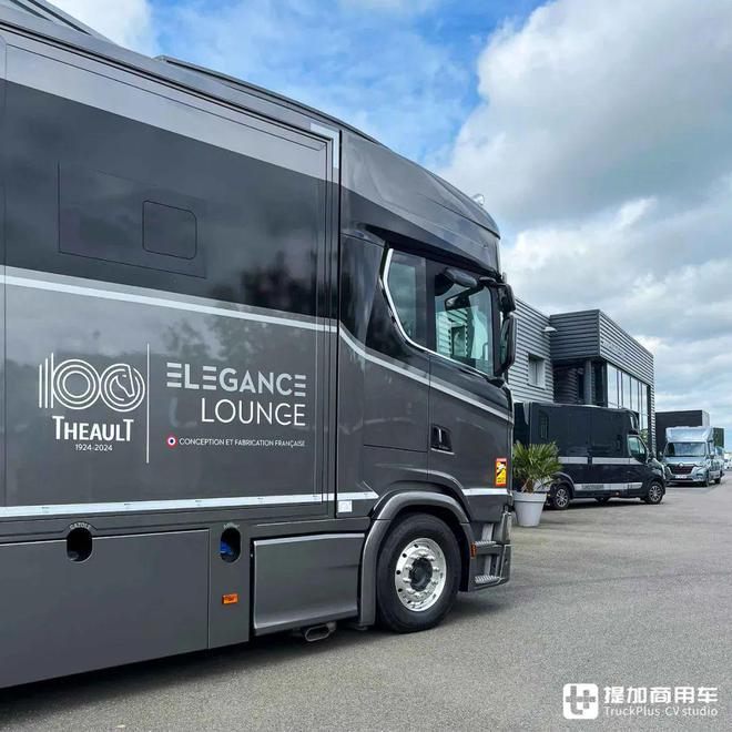 Actros Edition 2马匹运输车了解一下龙8中国唯一入口豪华如A型房车限量版底盘改装奔驰(图15)