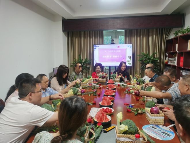 兴开展丰富多彩的七夕主题活动网络中国节·七夕｜重庆渝北回(图9)